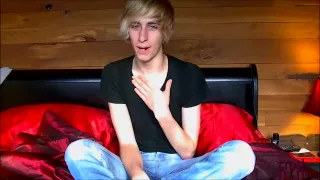 Trace Van De Kamp Erik Tribold in Twink cheating on his boyfriend instead of a birthday gift - CrushHim