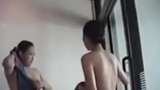 Jap lockerroom voy 1