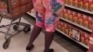 Jumbo shopping for gumbo big beautiful black booty