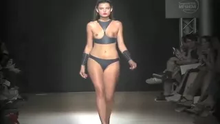 Naked on Stage-022 V1