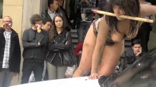 Naked on Stage-023 N2