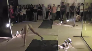 Naked on Stage-120 N14