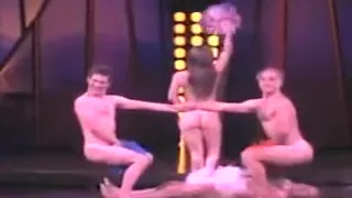 Naked on Stage-122 N6