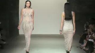 Sexy Fashion Show Mariana Valentina