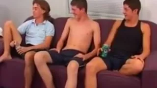 Exotischer Amateur-Gay-Clip mit Gruppensex, Twinks-Szenen