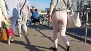Seductive ass in front of me