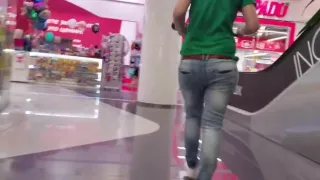 Girl with with wide and flat ass