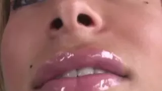 Naomi sexy tgirl show