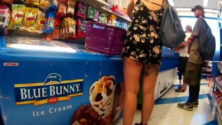 Super cheeks jiggle tatted thighs shake