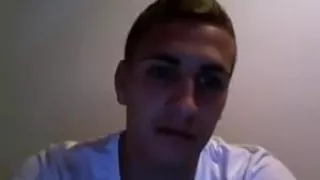 Deutscher Junge lutscht Monster Schwanz Fingersatz großer Arsch auf Cam