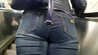 junior woman tasty ass