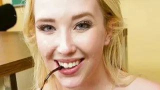 Cum on her face - slideshow