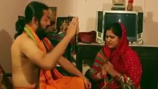 Swamiji genießt mit seiner schönen Bhabhi