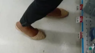 Shoeplay and shoe dipping