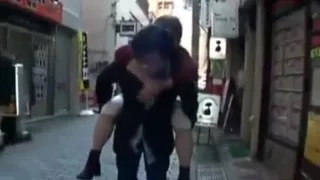 Haarige japanische Oma gefickt und gesichtsbehandelt