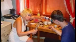 Sldeshow: mom margaret with finnish captions