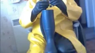 Yellow oilskin wank.