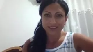 Veterana deliciosa jugando por webcam