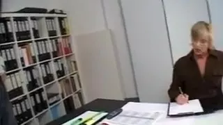 Best Blonde, Couple sex scene