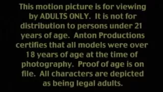 Nina Lingerie Striptease