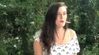 Amateur, Morena, Fetiche, Al Aire Libre, Fumar, Solo