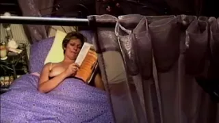 Waking up and wanking mature hidden