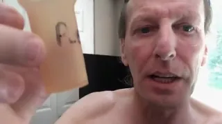 Exotisches Amateur-Gay-Video mit Solo-Männchen, Masturbationsszenen