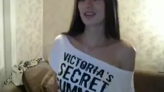 Amazing Gorgeus Girl Strips On Cam