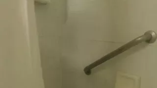 Ebony milf with a huge ass playing on cam