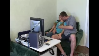 Then daddy gives her a creamy dripping face !