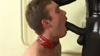 Russian mistress strapon fucks slave (i really want her)