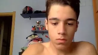 Spanischer süßer Fußballer in seinen engen Shorts großer Arsch heißer Schwanz