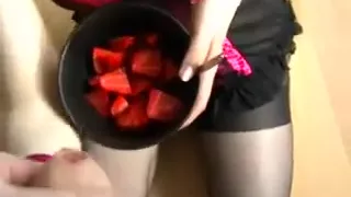 Cum on Food - Strawberries