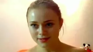 Cute amateur college girl gets oiled-up on cam