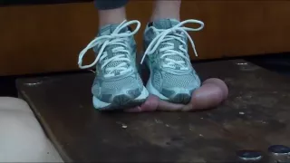 Old man phxgreen on dance table