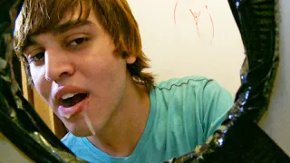 Mouth Busting - UnGloryHole