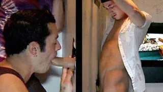 Ein weiterer glücklicher Camper - UnGloryHole