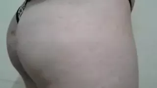 Camilaperes A Greluda Peluda 11