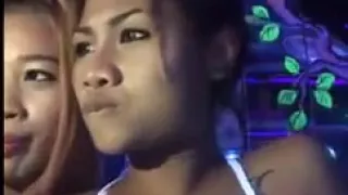 Thai girls doing thai things