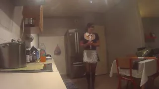 Il se fais sucee par la femme de menage