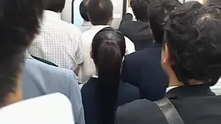 follow the girl from train to her home 1