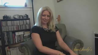 Zoey Tyler in Toys Movie - AuntJudys