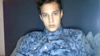 Niederlande Süßer Junge mit sexy engem Arsch Schöner Schwanz auf Kamera