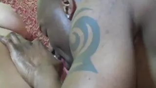 Housewife what she does best