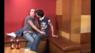 Pijpbeurt, Homoseksueel, Handjob, Openbaar