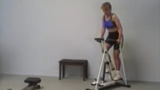 weak guy hitting on cousin get spanked to tears by aunty.