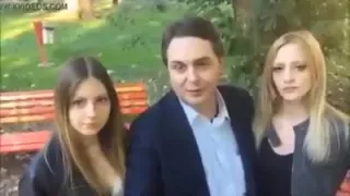 giovani ragazze pompino italiano al parco