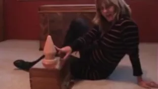 Mature Put Big Toy In Ass