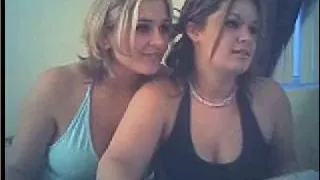 Teen Lesbos