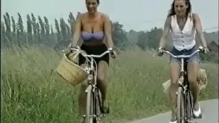 Short Hair Frau En Plein Air